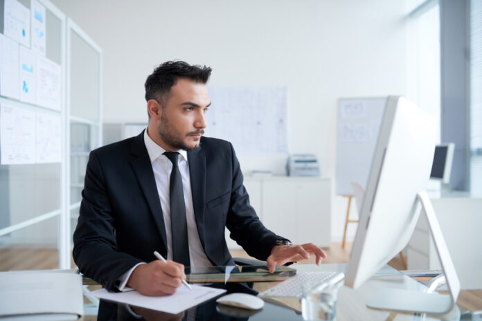 20578 salesforce-chief- operating-office