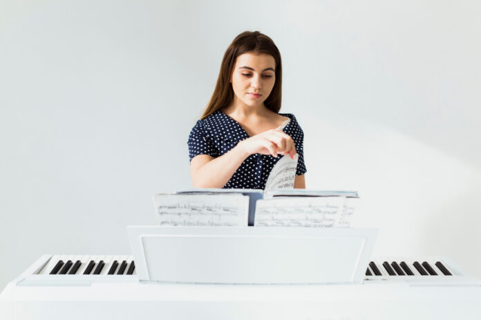 2148047599 Why History Matters-Piano Shopping