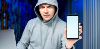 FBI Warns Smartphone Users: What the Alert Means for iPhone and Android fbi -warns -smartphone- users