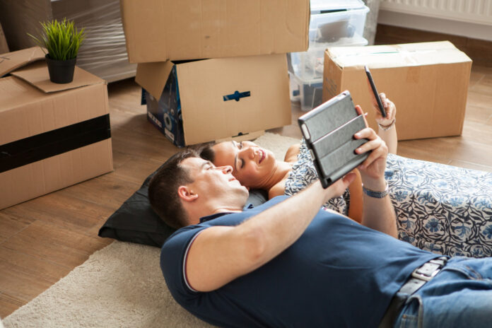 24115 Long-Distance Move with a Professional Mover