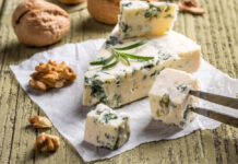 Blue Cheese Explained: History, Flavor, Health Benefits, and Why People Love It Blue-Cheese