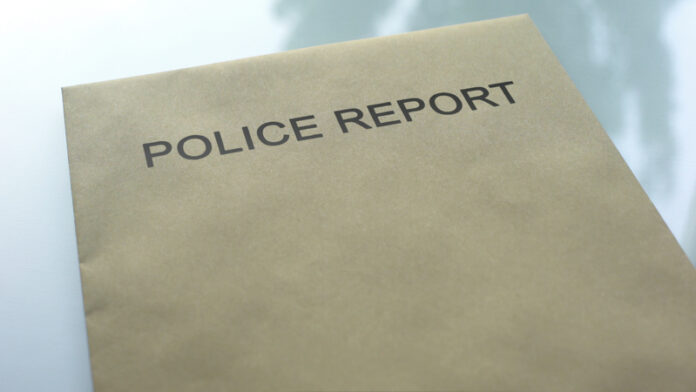 dreamstime_s_151817577 Filing a Police Report After a Car Crash