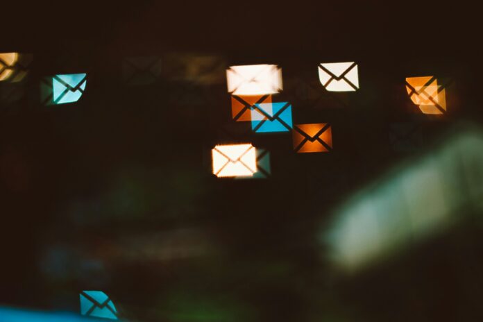 le-vu-vSlCNmZdjHQ-unsplash Email Marketing For Your Home Business
