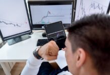 Venture “Unicorns” Vs. Stock Market “Bulls”: Who Should You Bet on in 2026? Venture “unicorns” vs. stock market “bulls”