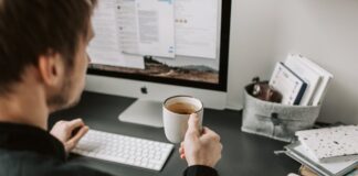 How to Maximise Productivity in an 8-hour Workday From Home Maximize Productivity in an 8-hour Workday