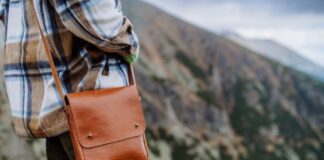 leather- crossbody -bag- leather