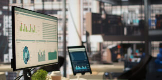 How E-Commerce Companies Track Pricing Trends Across Markets E-Commerce Companies Track Pricing Trends