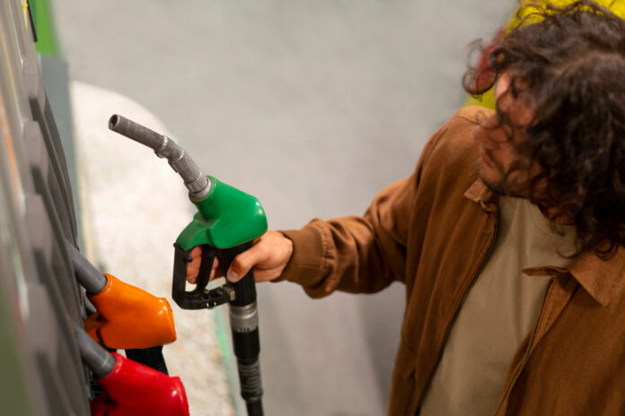 2150697521 Factors That Cause Heating Oil Prices