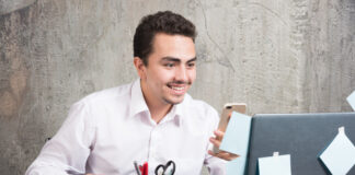 What Does a Social Media Supervisor Do? Job Description, Skills, and Salary Guide social- media- supervisor -jobs