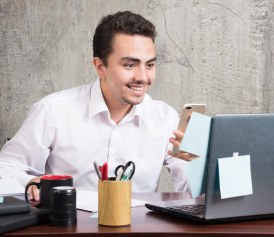 social- media- supervisor -jobs