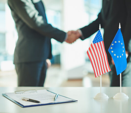 U.S. Leads the World in Foreign Investment, Creating Opportunities for Small and Home-Based Businesses U.S. Leads the World in Foreign Investment