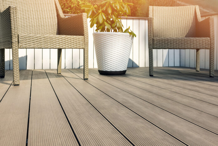 dreamstime_s_217455132 Composite Decking Is the Smart Long-Term Choice