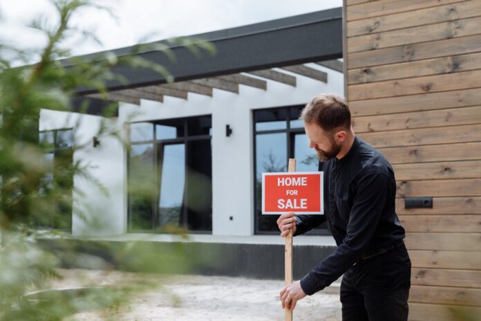 pexels-thirdman-8482519 Selling Your Home-Where Everything go