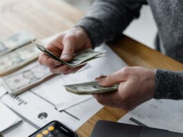 Corporate Spending Strategies for E-commerce