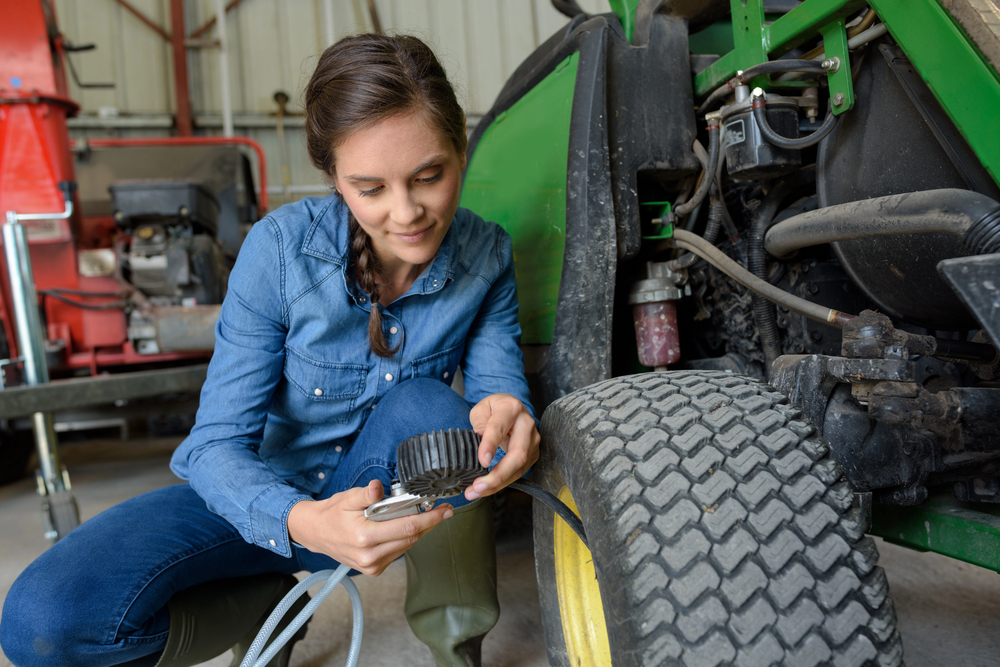 John Deere Lawn Tractor Won’t Start? A Step-by-Step Guide John Deere Lawn Tractor: Step-by-Step Guide