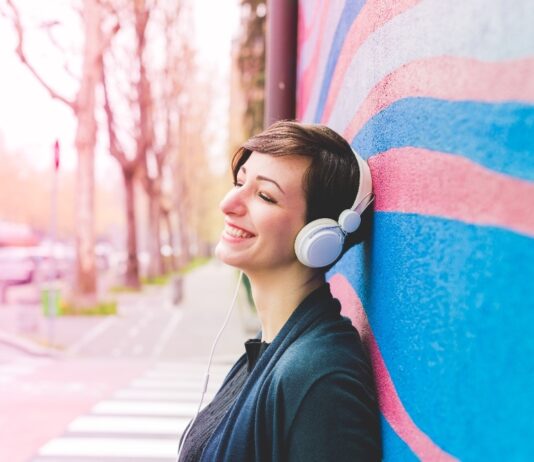 Music for Advertising Shapes Brand Perception