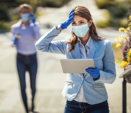 Ways to Protect Yourself When Working Outside