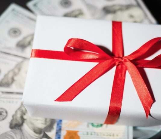 What Unused Gift Cards Cost a Small Business