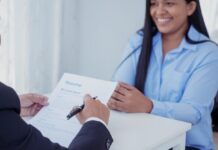 How to choose a background check company