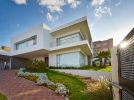 First Impressions Matter: How Exterior Renovations Boost Your Client-Facing Home Business Exterior renovations for home businesses with a modern entrance